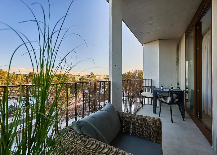 Golden Hour Apartments- Loft H 406 Apartment